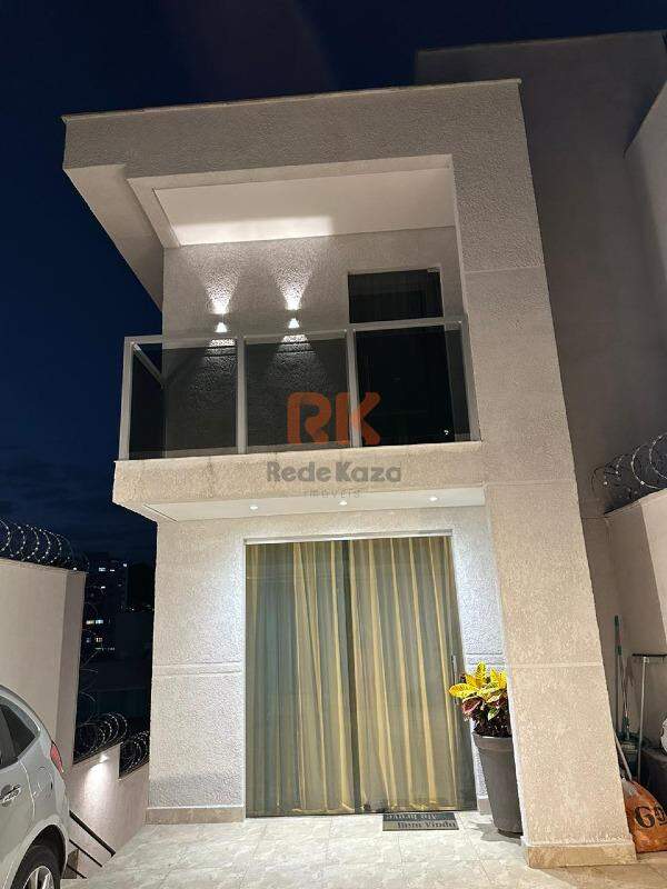 Casa geminada à venda no Parque XangriLá: 