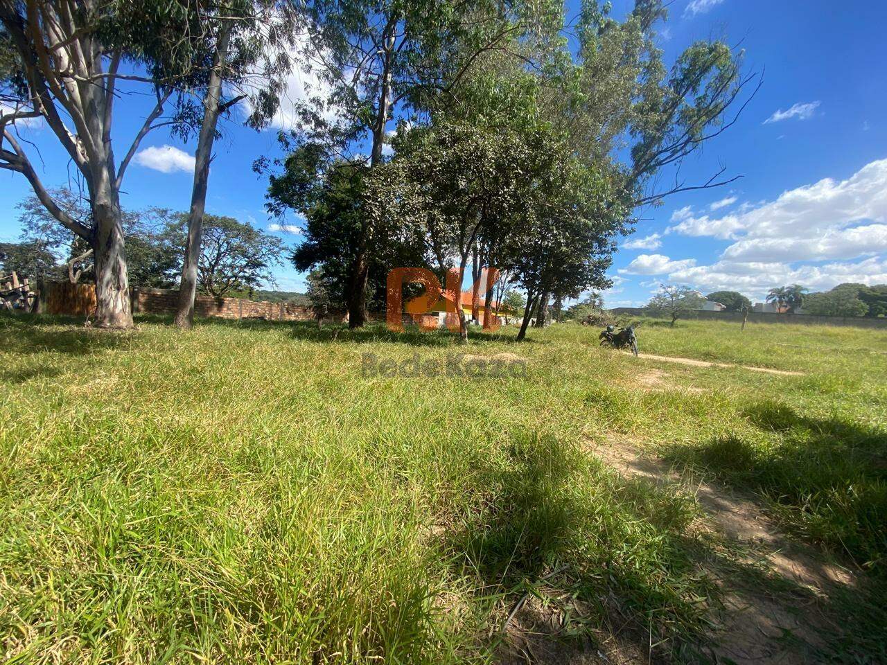 Terreno / Área à venda no Bandeirantes (Pampulha): 