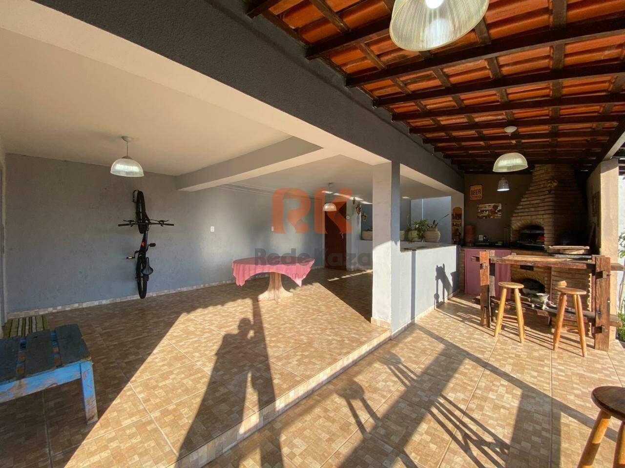 Casa à venda no Itapoã: 