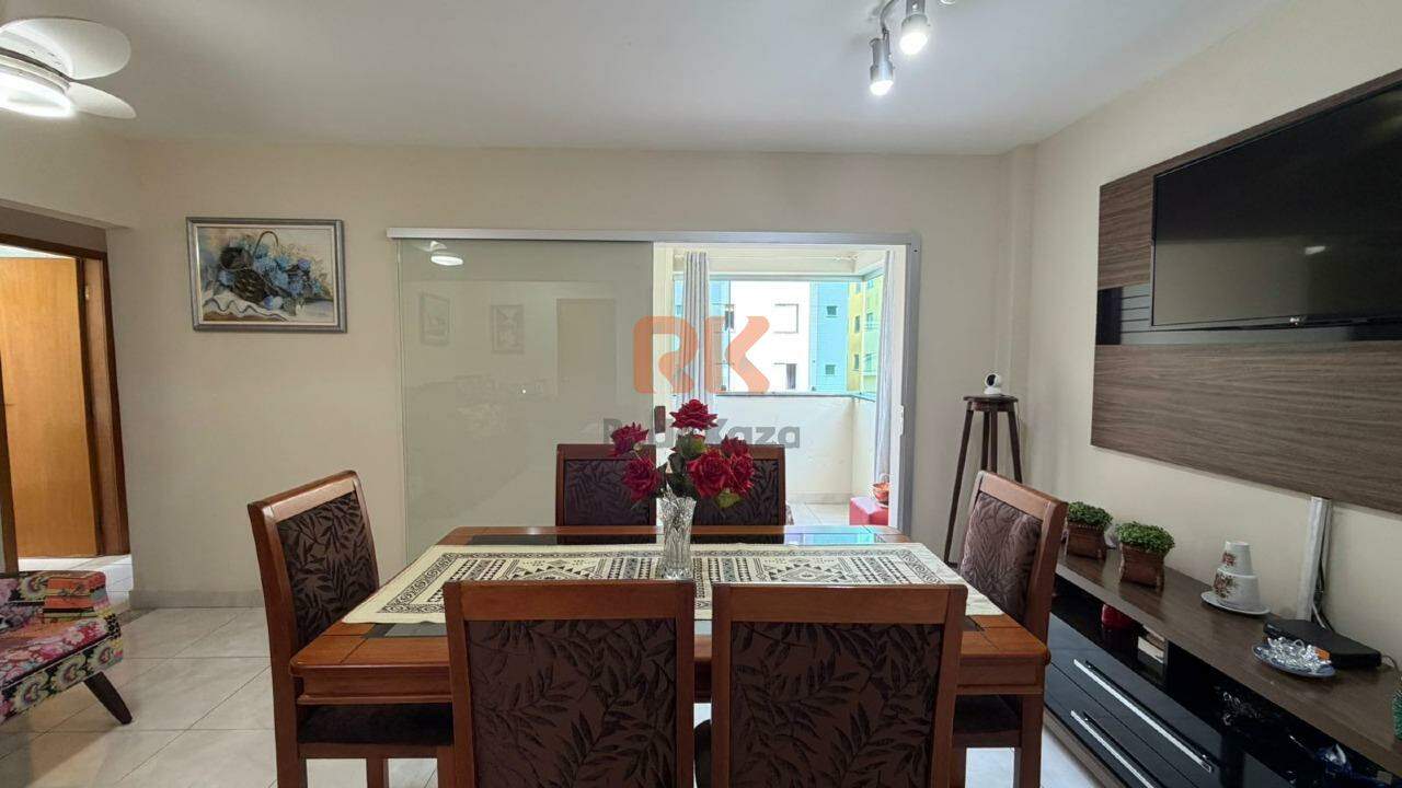 Apartamento à venda no Manacás: 