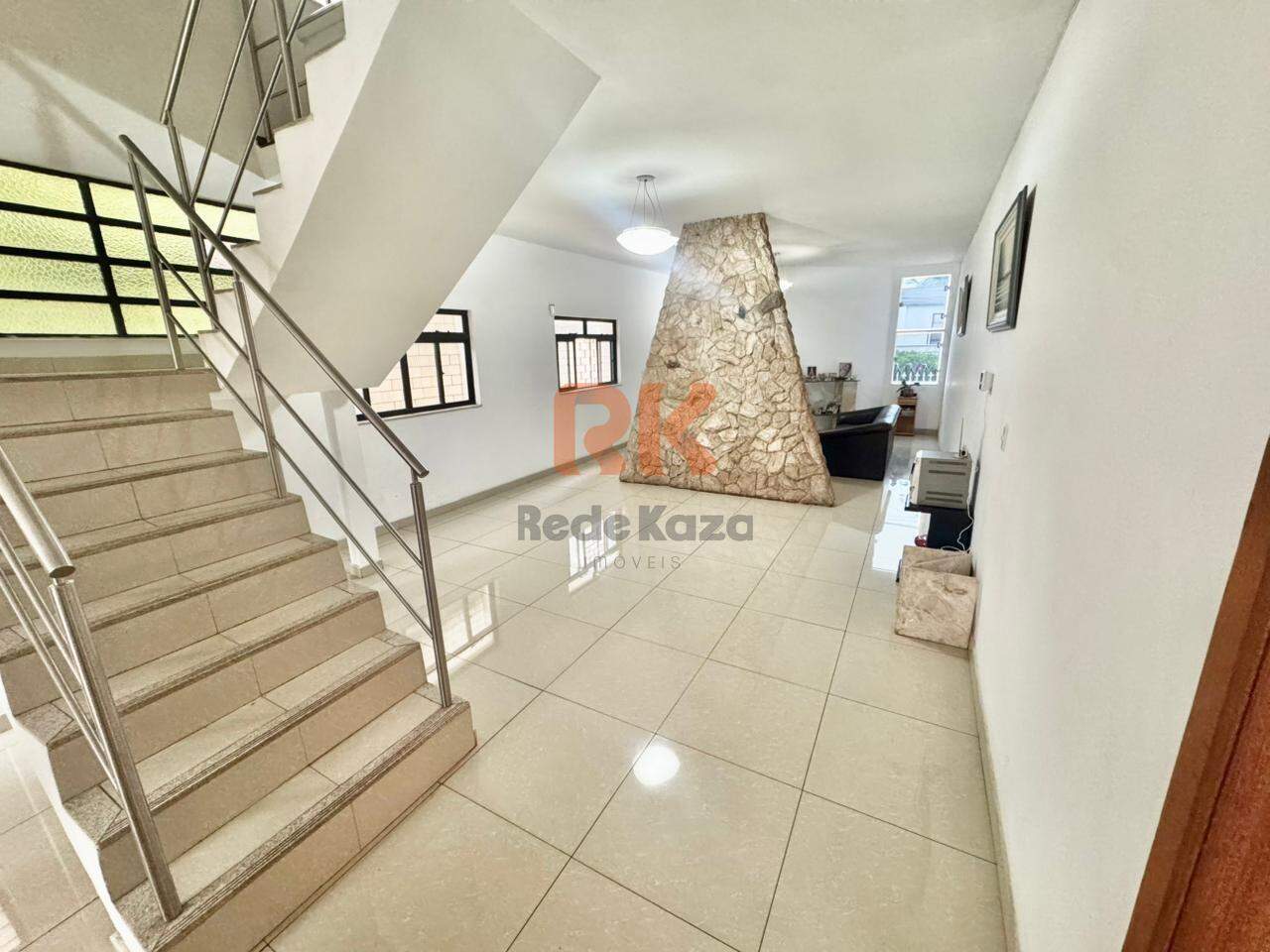 Casa à venda no Dona Clara: 