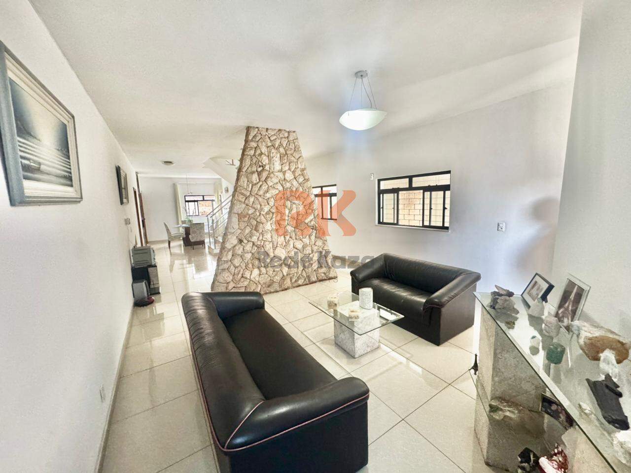 Casa à venda no Dona Clara: 