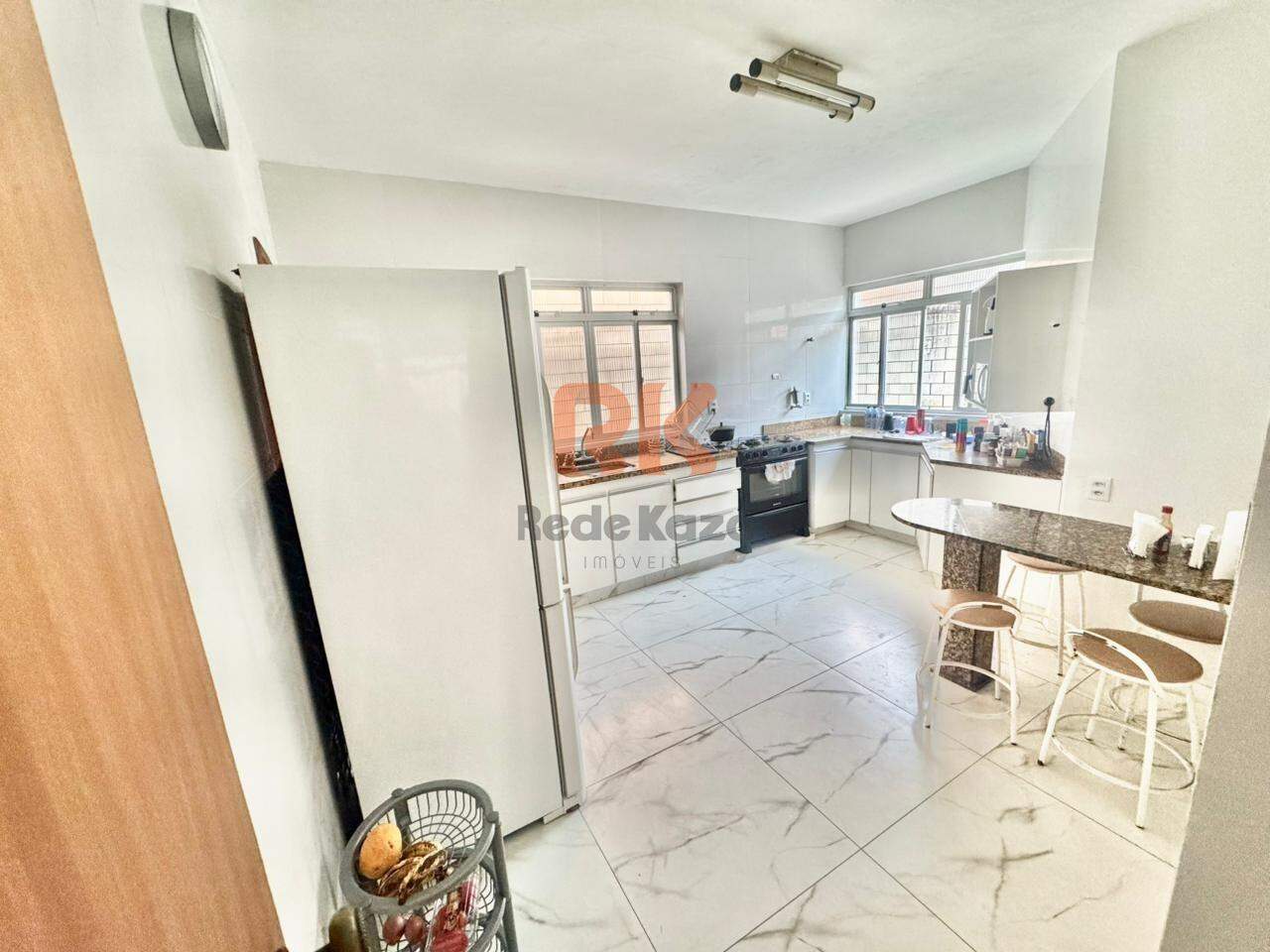 Casa à venda no Dona Clara: 