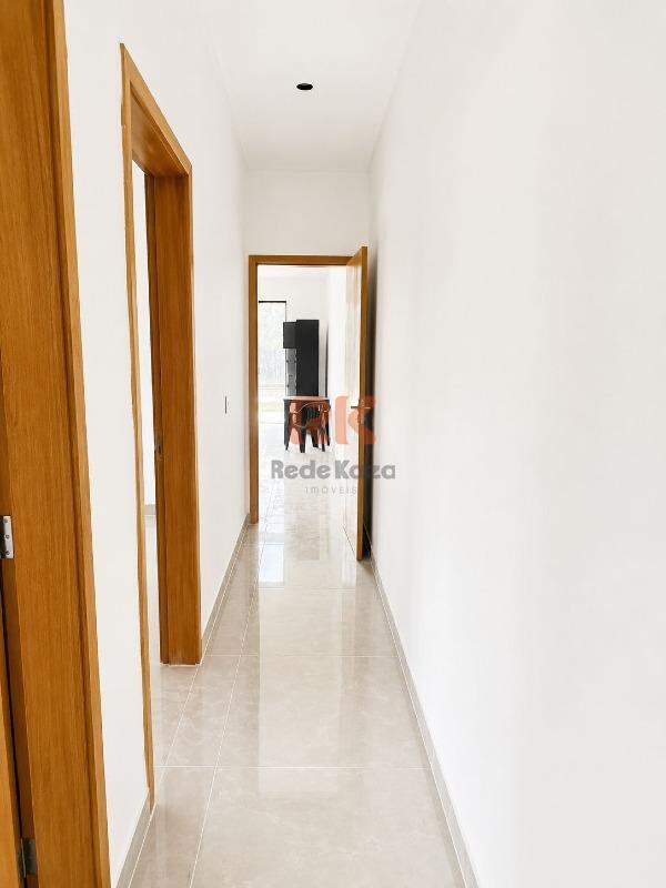 Casa geminada à venda no Parque XangriLá: 