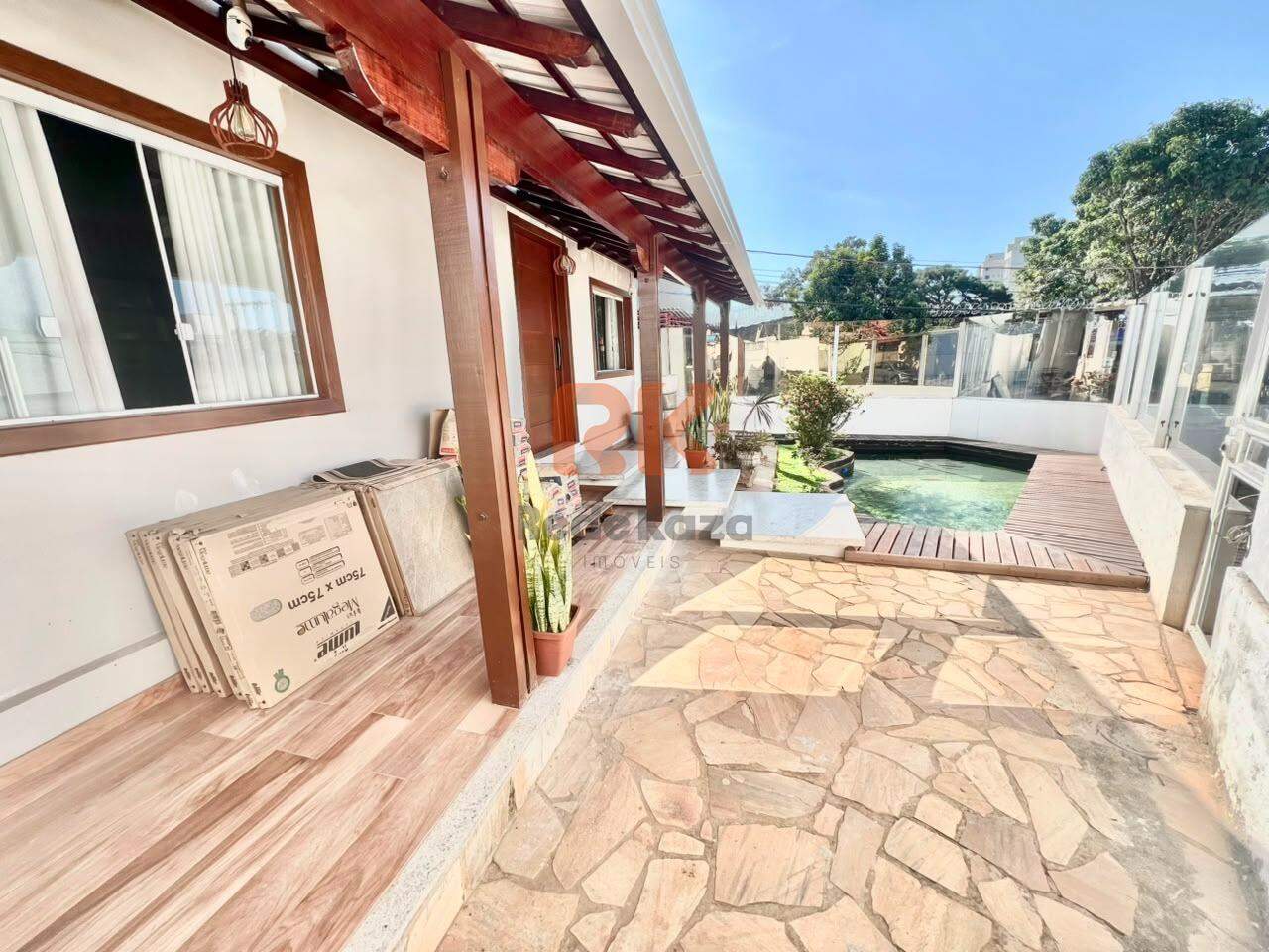 Casa à venda no Santa Branca: 