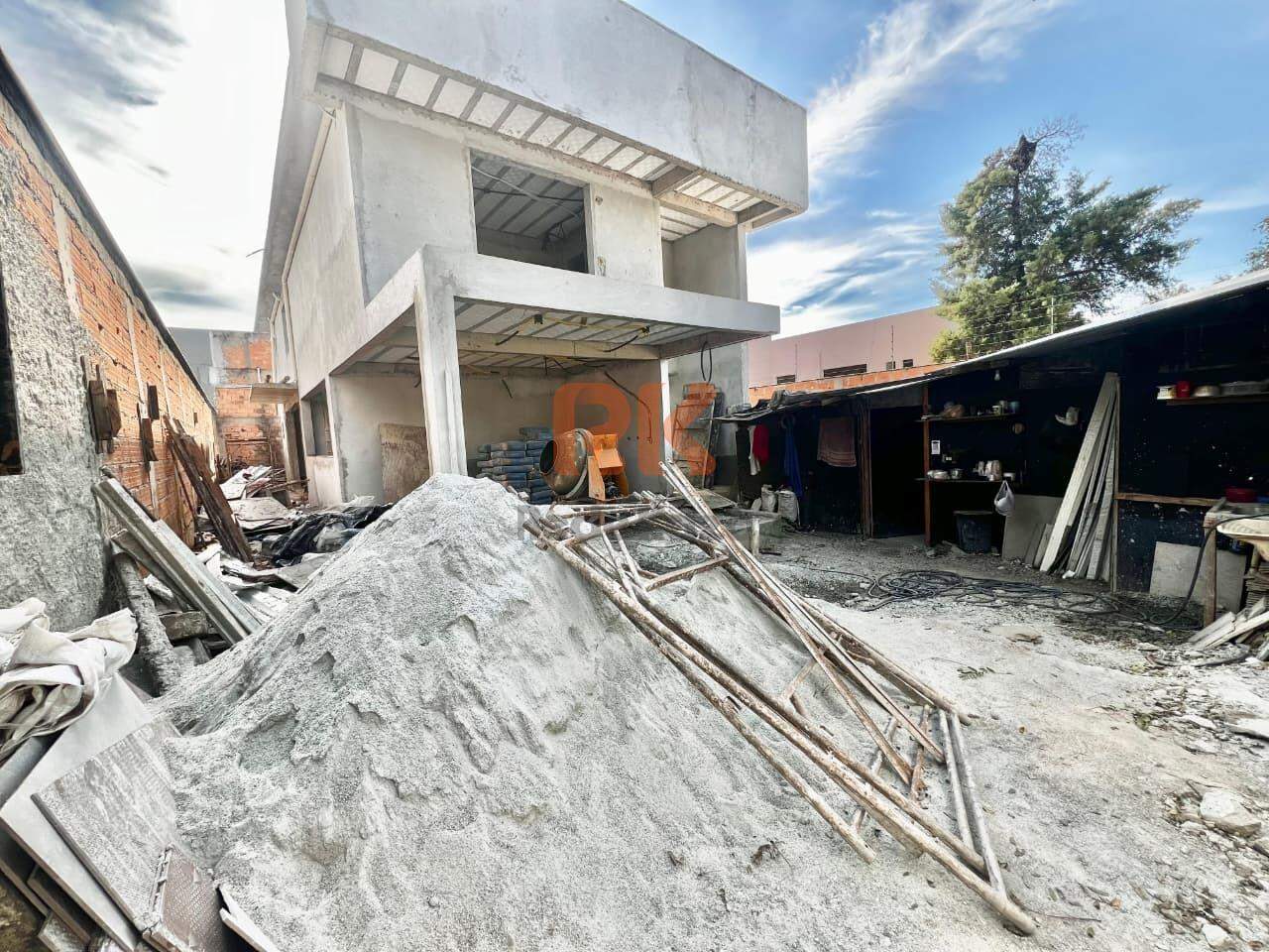 Casa à venda no Trevo: 