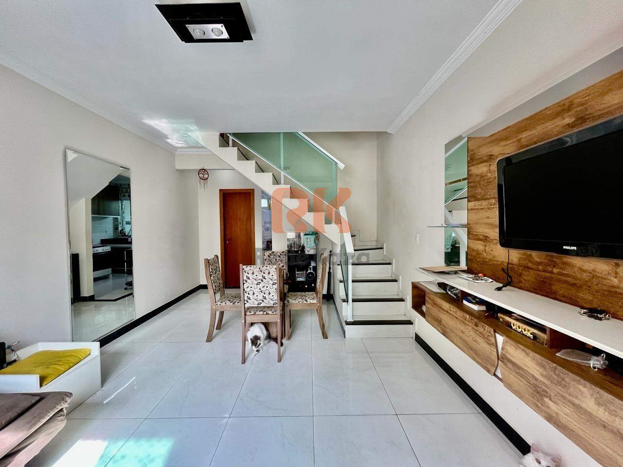 Casa à venda no Planalto: 