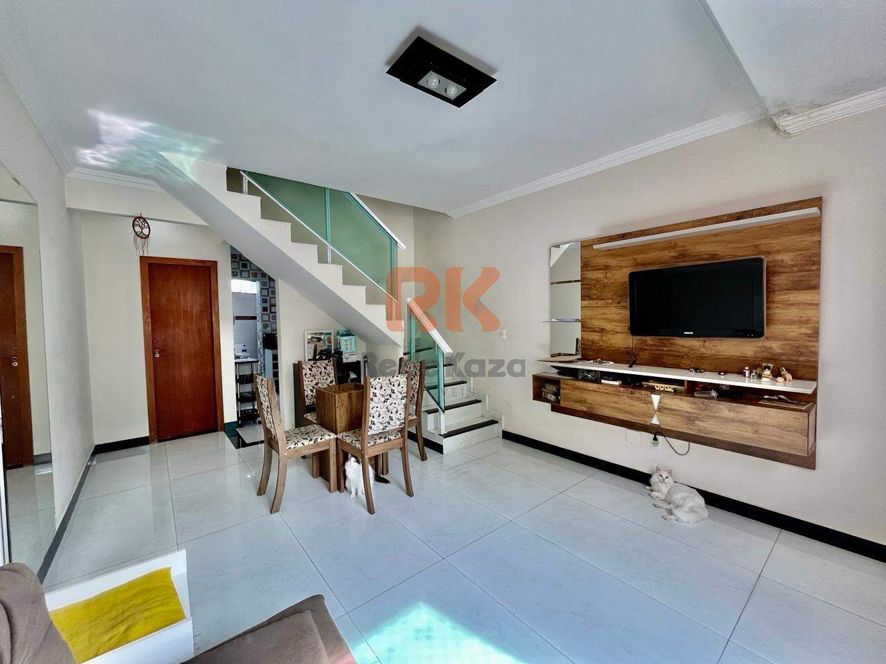 Casa à venda no Planalto: 