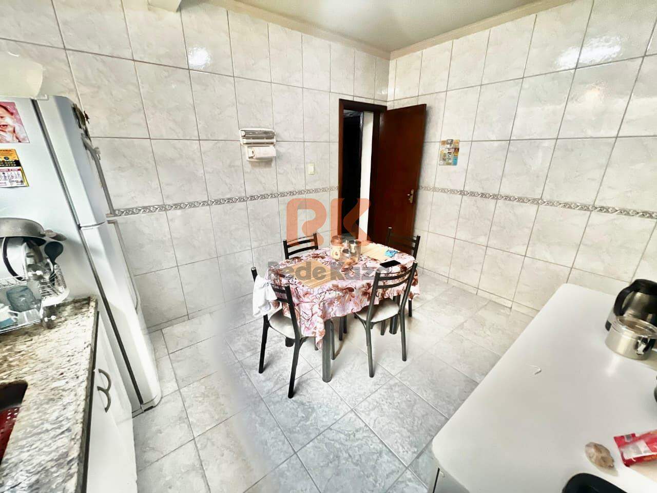 Casa à venda no Planalto: 