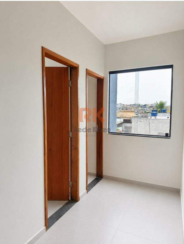 Casa geminada à venda no Nacional: 