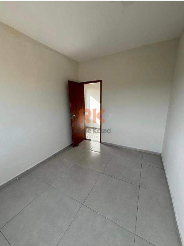 Casa geminada à venda no Nacional: 