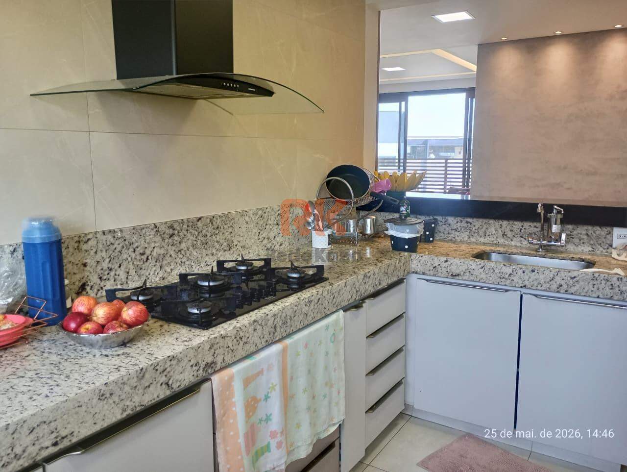 Apartamento à venda no Cabral: 