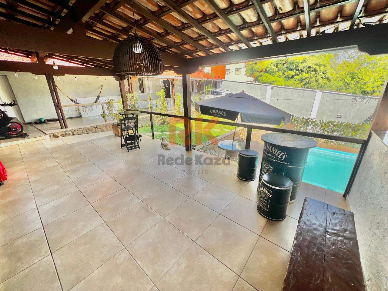 Casa à venda no Indaiá: 