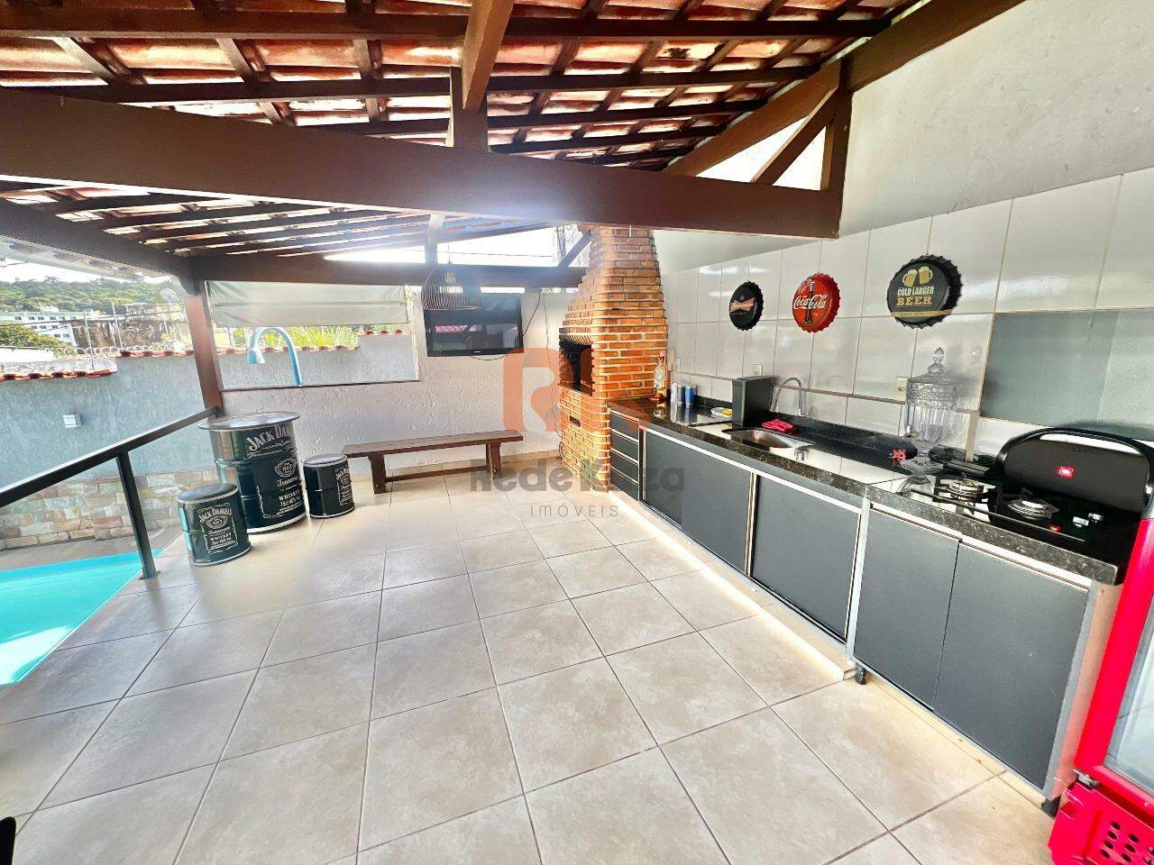 Casa à venda no Indaiá: 