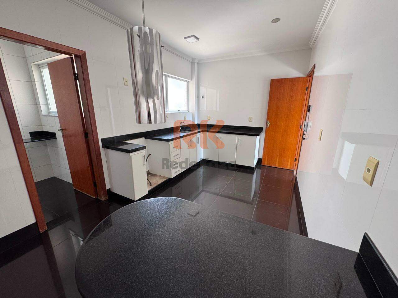 Apartamento à venda no Itapoã: 