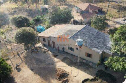 Fazenda à venda no Canoeiros: 