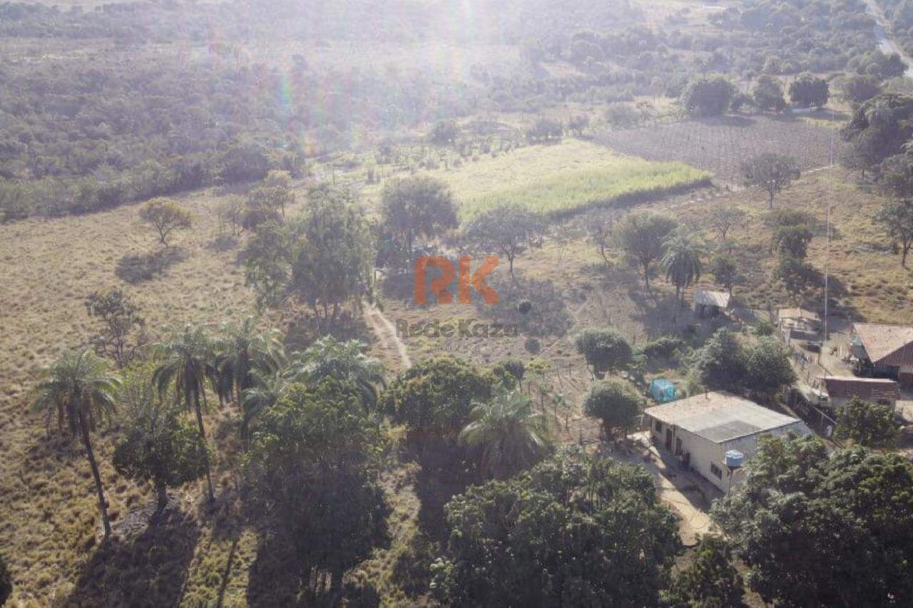 Fazenda à venda no Canoeiros: 