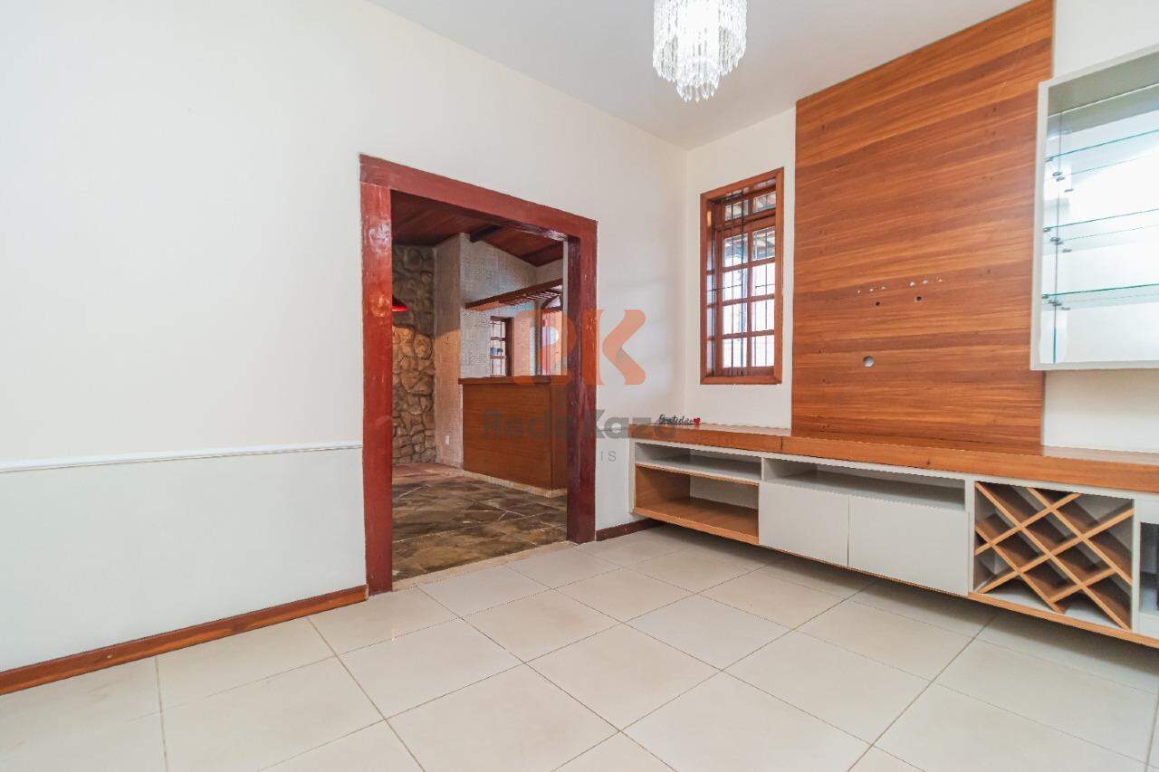 Casa para aluguel no Itapoã: 