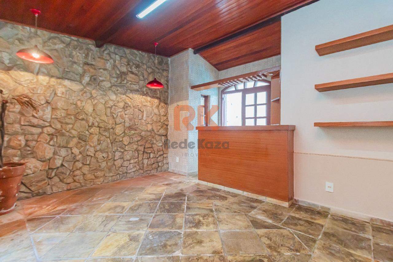 Casa para aluguel no Itapoã: 