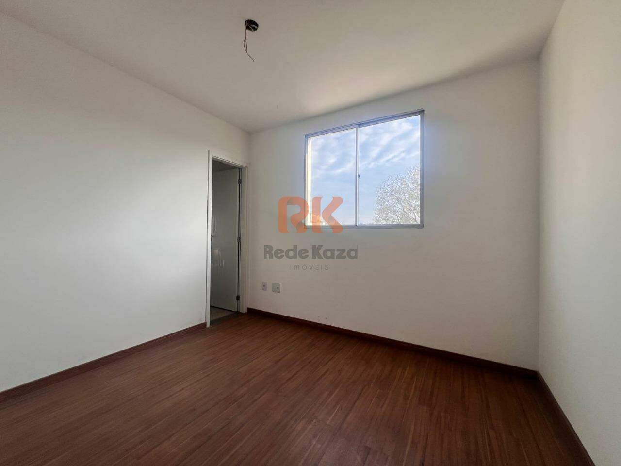 Apartamento à venda no Parque Turistas: 