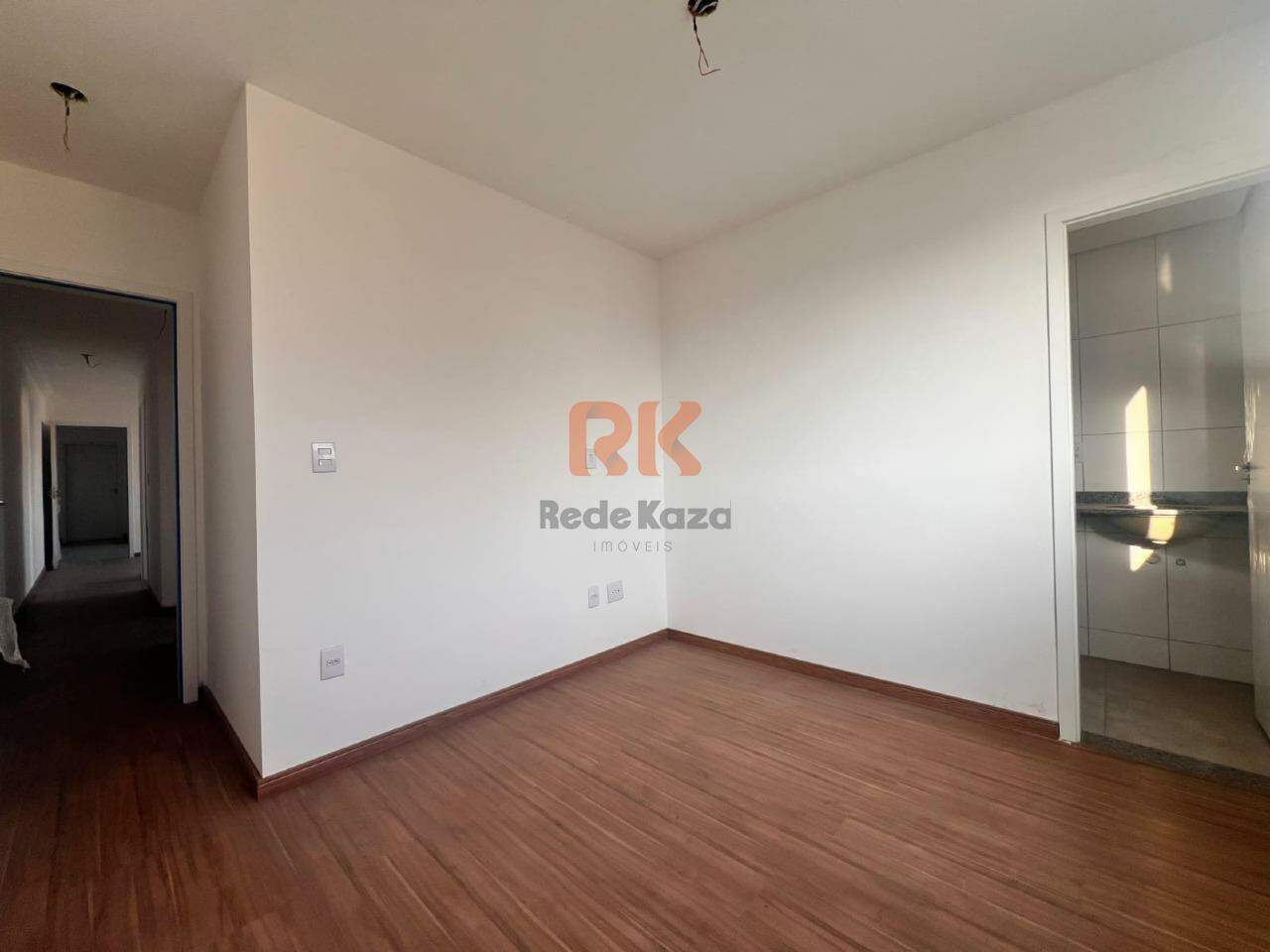 Apartamento à venda no Parque Turistas: 