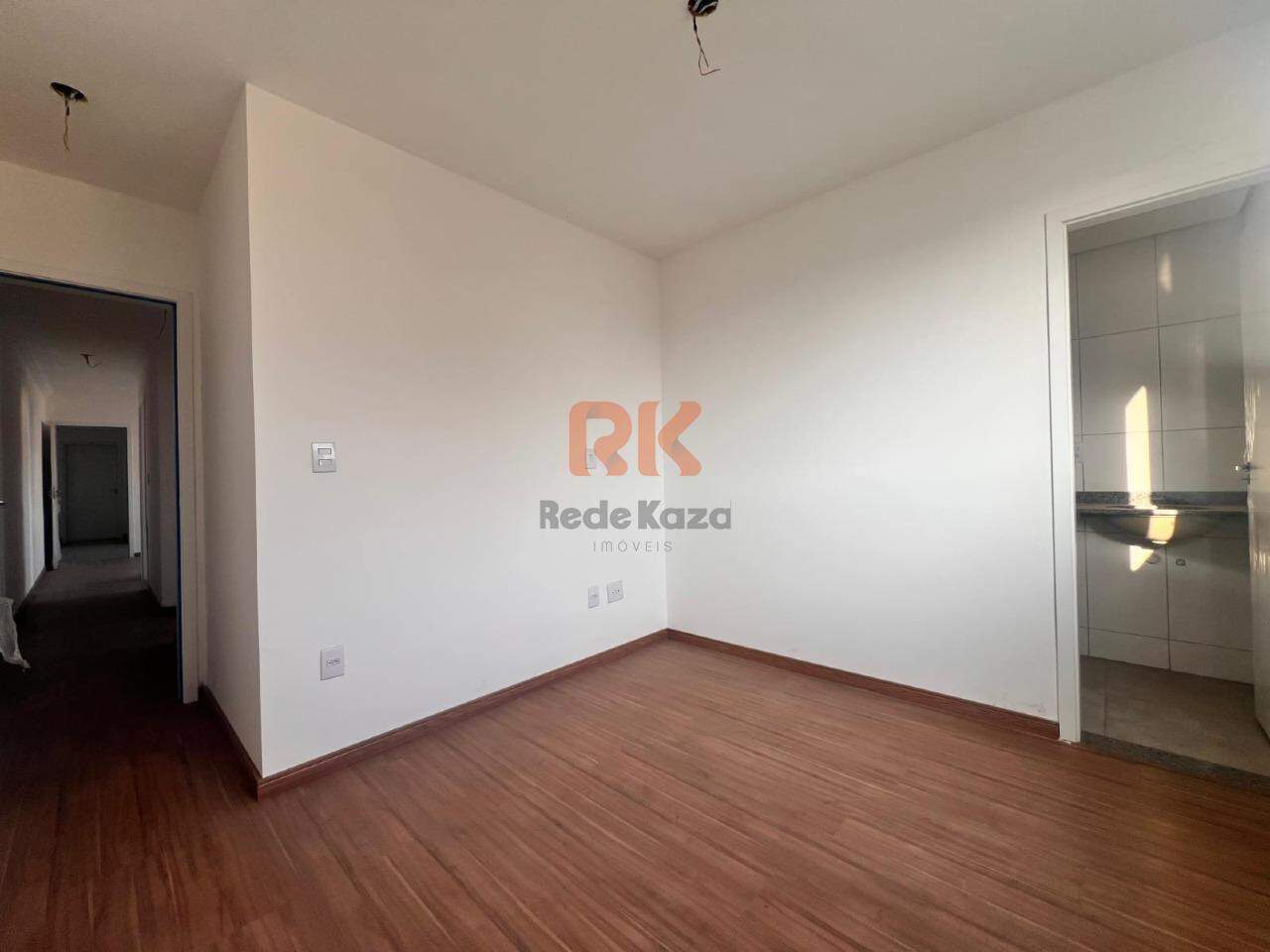 Apartamento à venda no Parque Turistas: 