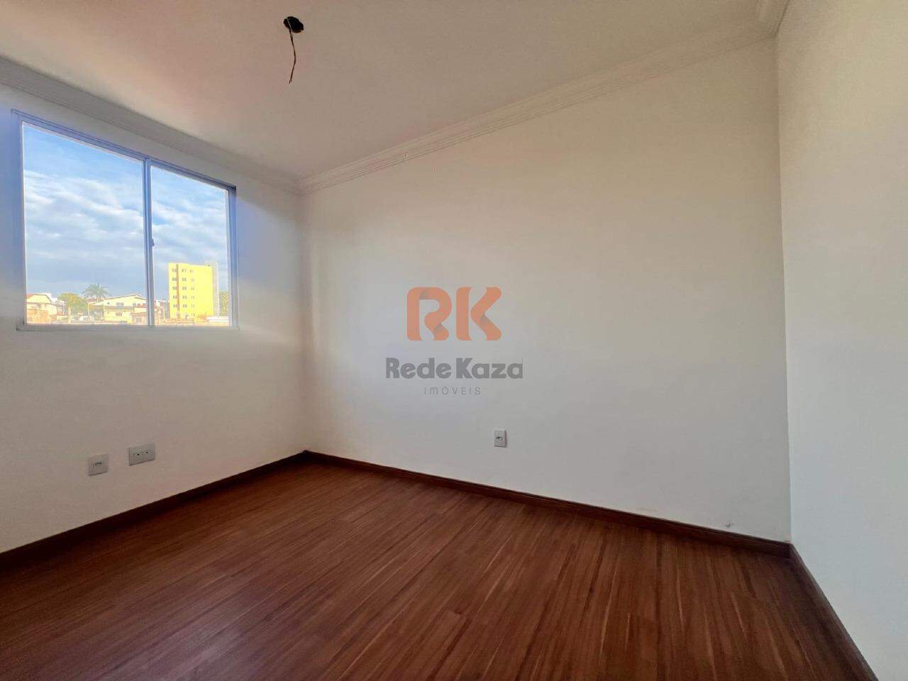 Apartamento à venda no Parque Turistas: 