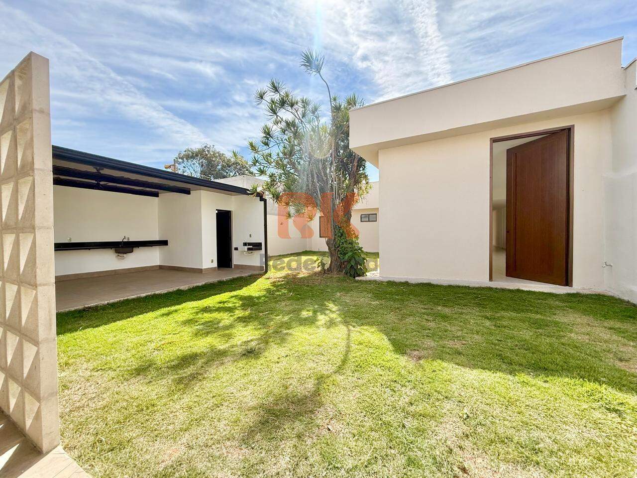 Casa à venda no Jaraguá: 