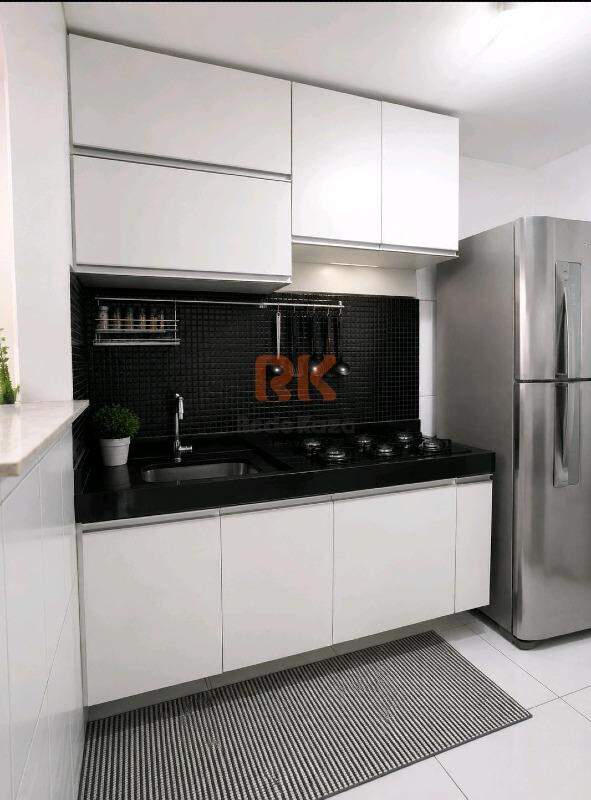 Apartamento à venda no Cabral: 