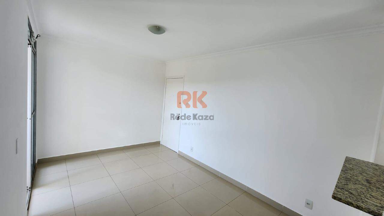 Apartamento para aluguel no Cabral: 
