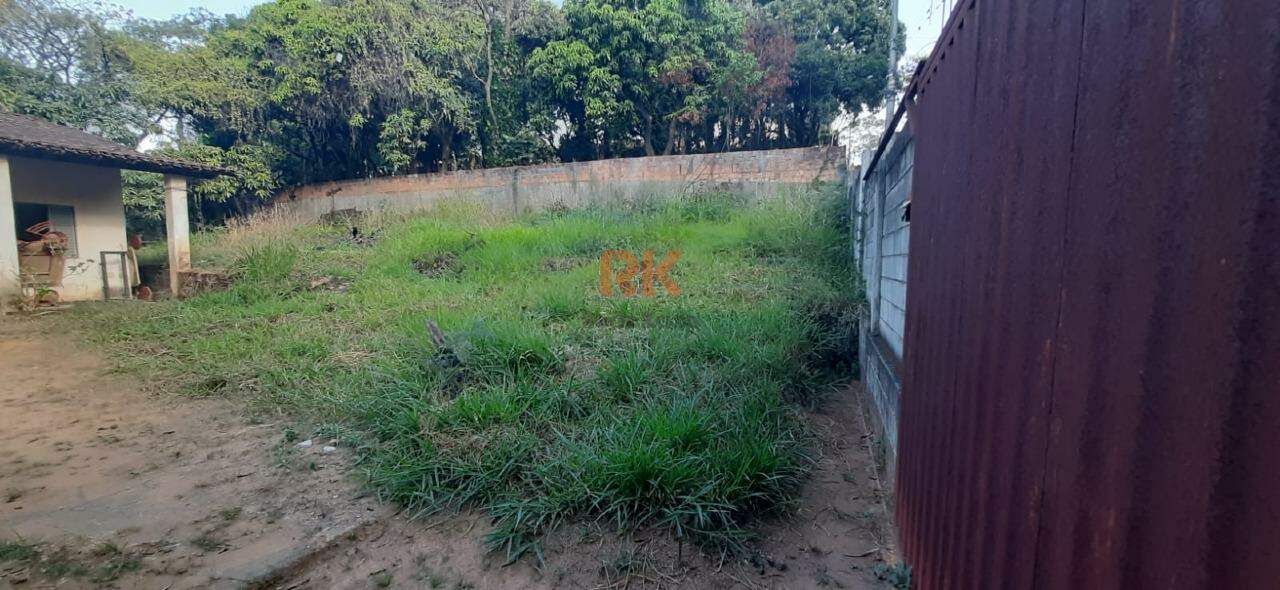 Lote à venda no Trevo: 
