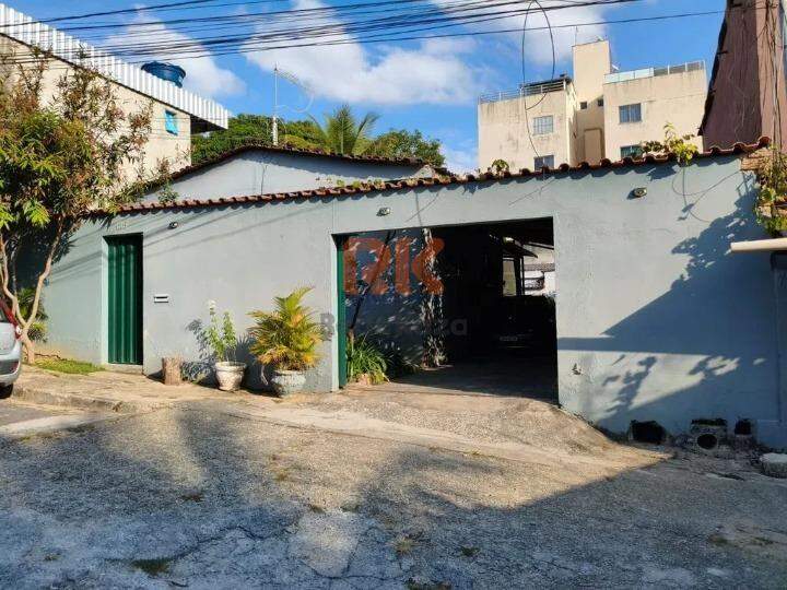 Casa à venda no Dona Clara: 