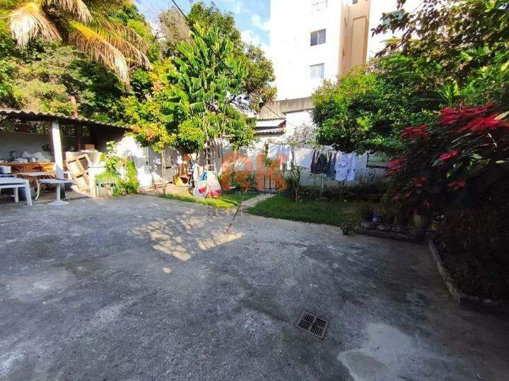 Casa à venda no Dona Clara: 