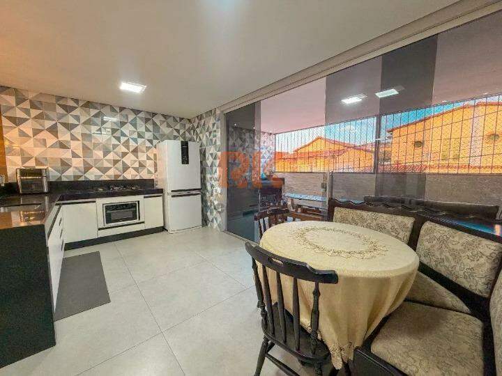 Casa à venda no Santa Amélia: 