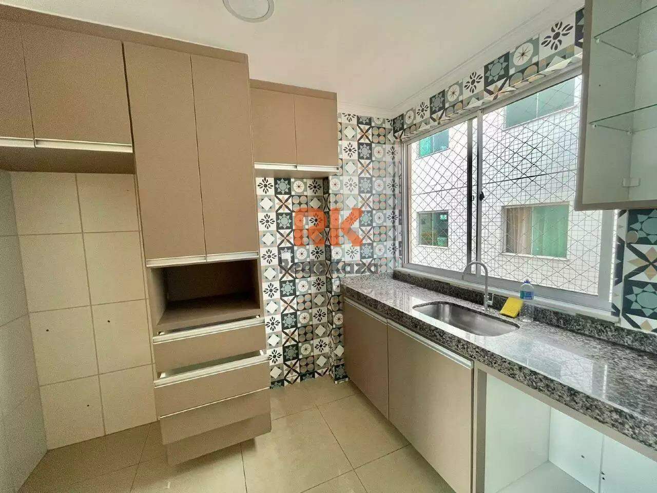 Apartamento à venda no Cabral: 