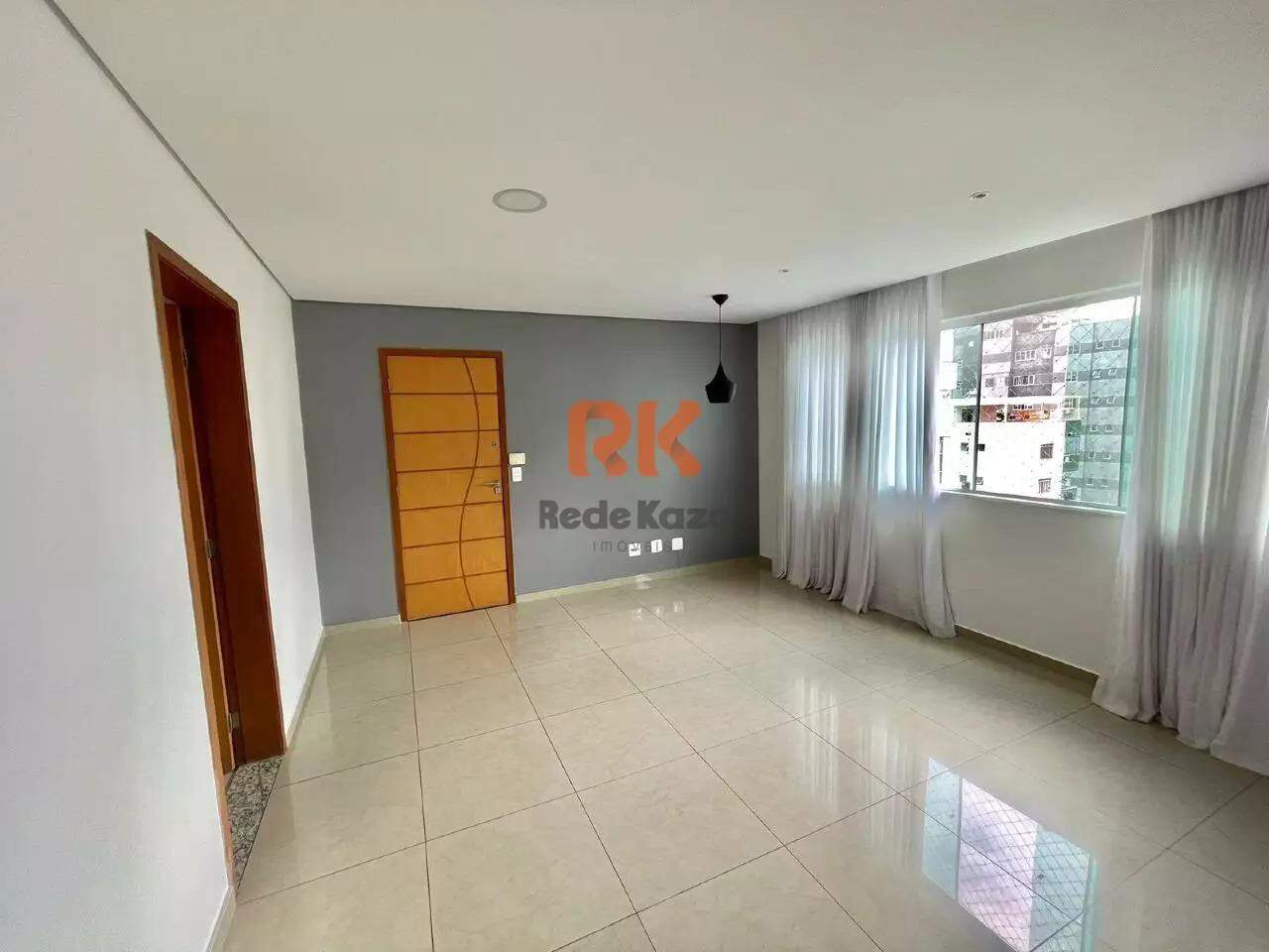 Apartamento à venda no Cabral: 