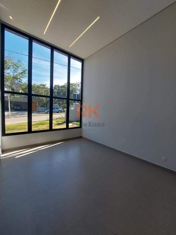 Casa em condomínio à venda no Lundcéia: 