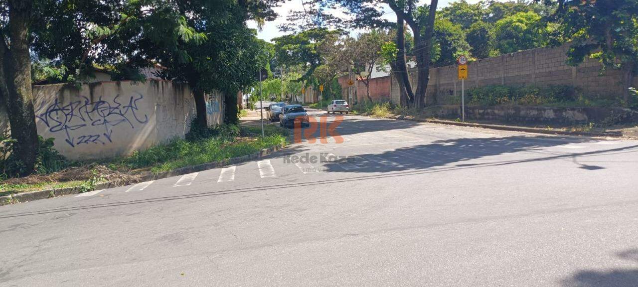 Lote à venda no Trevo: 
