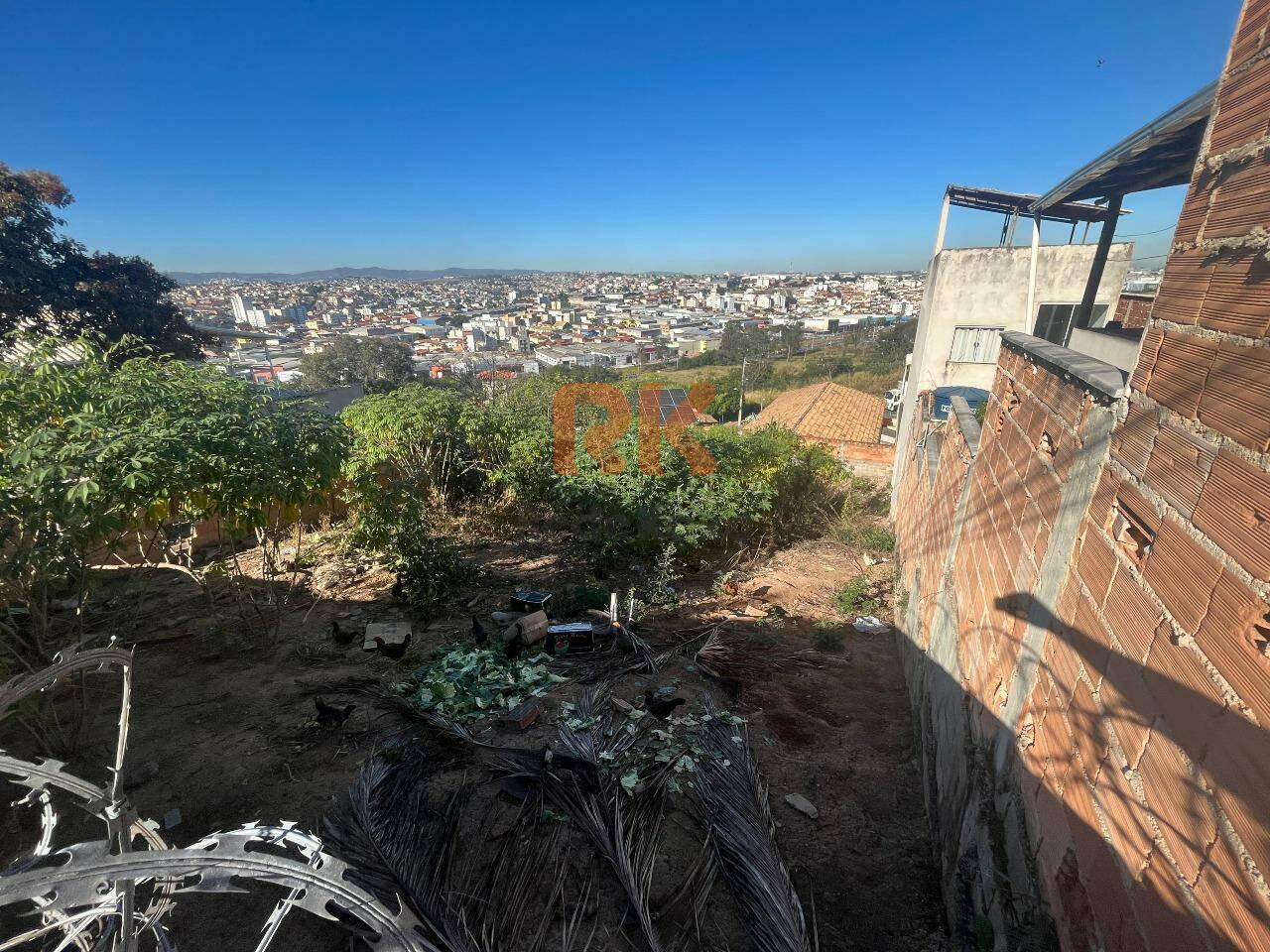 Lote à venda no Arvoredo 2ª Seção: 