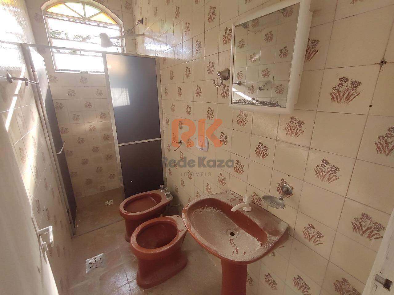Casa para aluguel no Itapoã: 