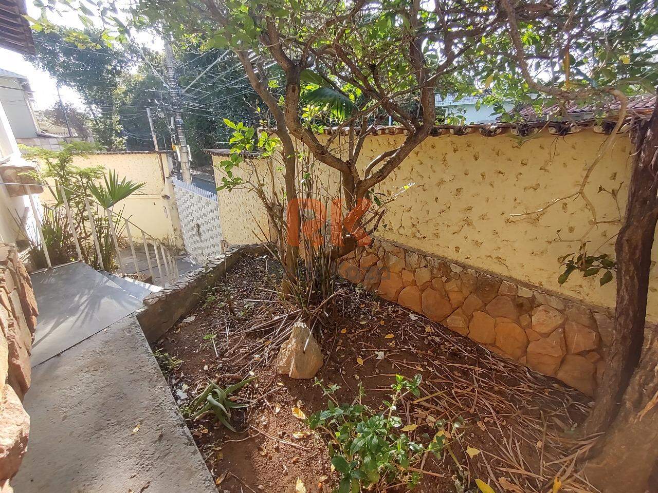 Casa para aluguel no Itapoã: 