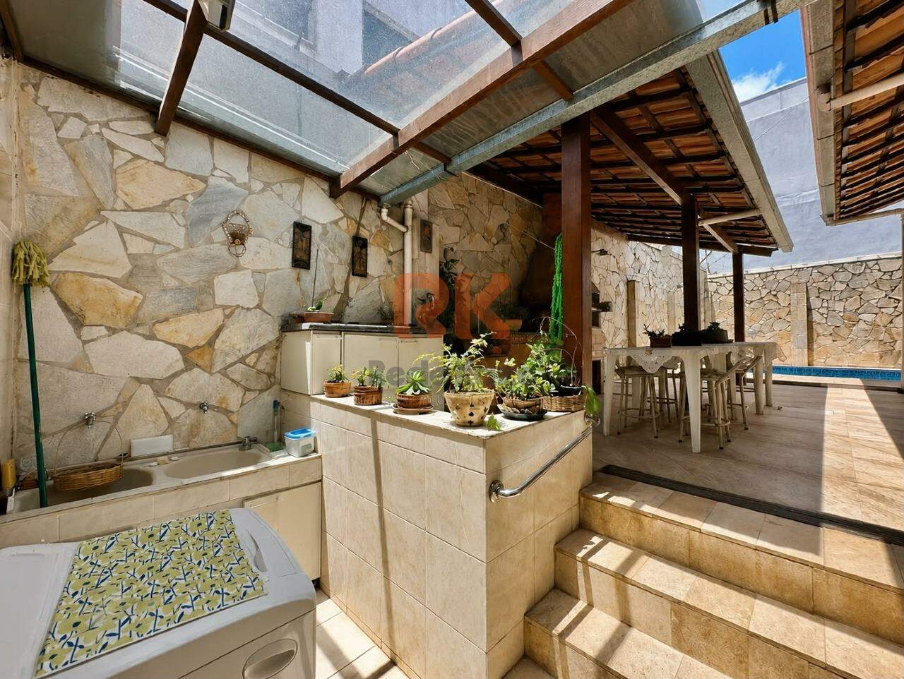 Casa à venda no São Luiz: 