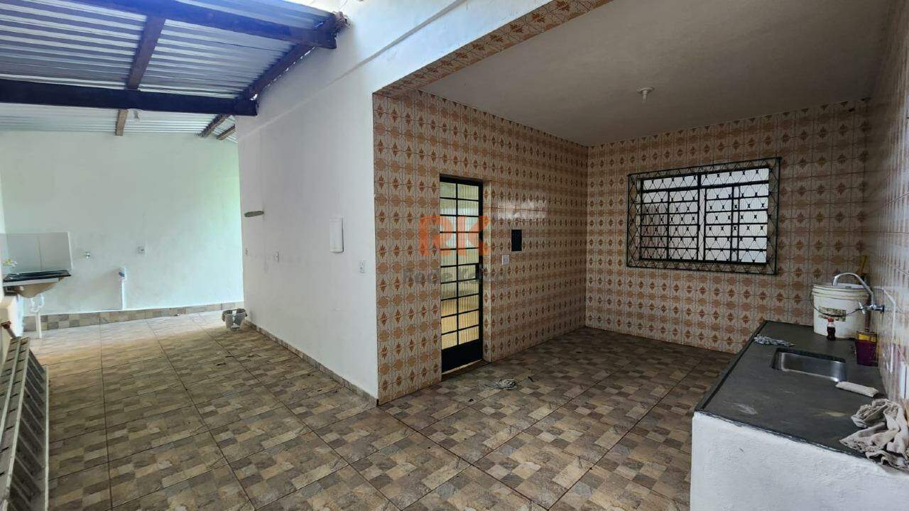 Casa para aluguel no Nacional: 