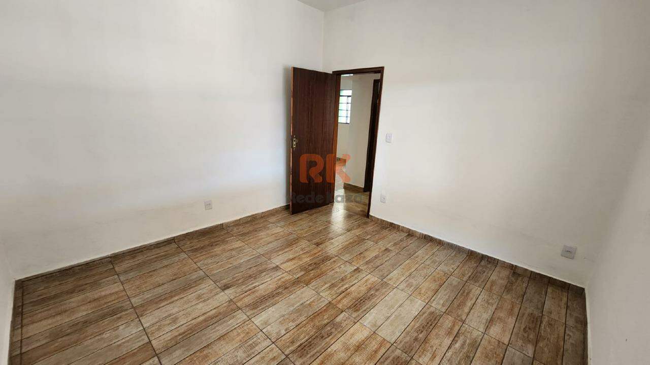 Casa para aluguel no Nacional: 