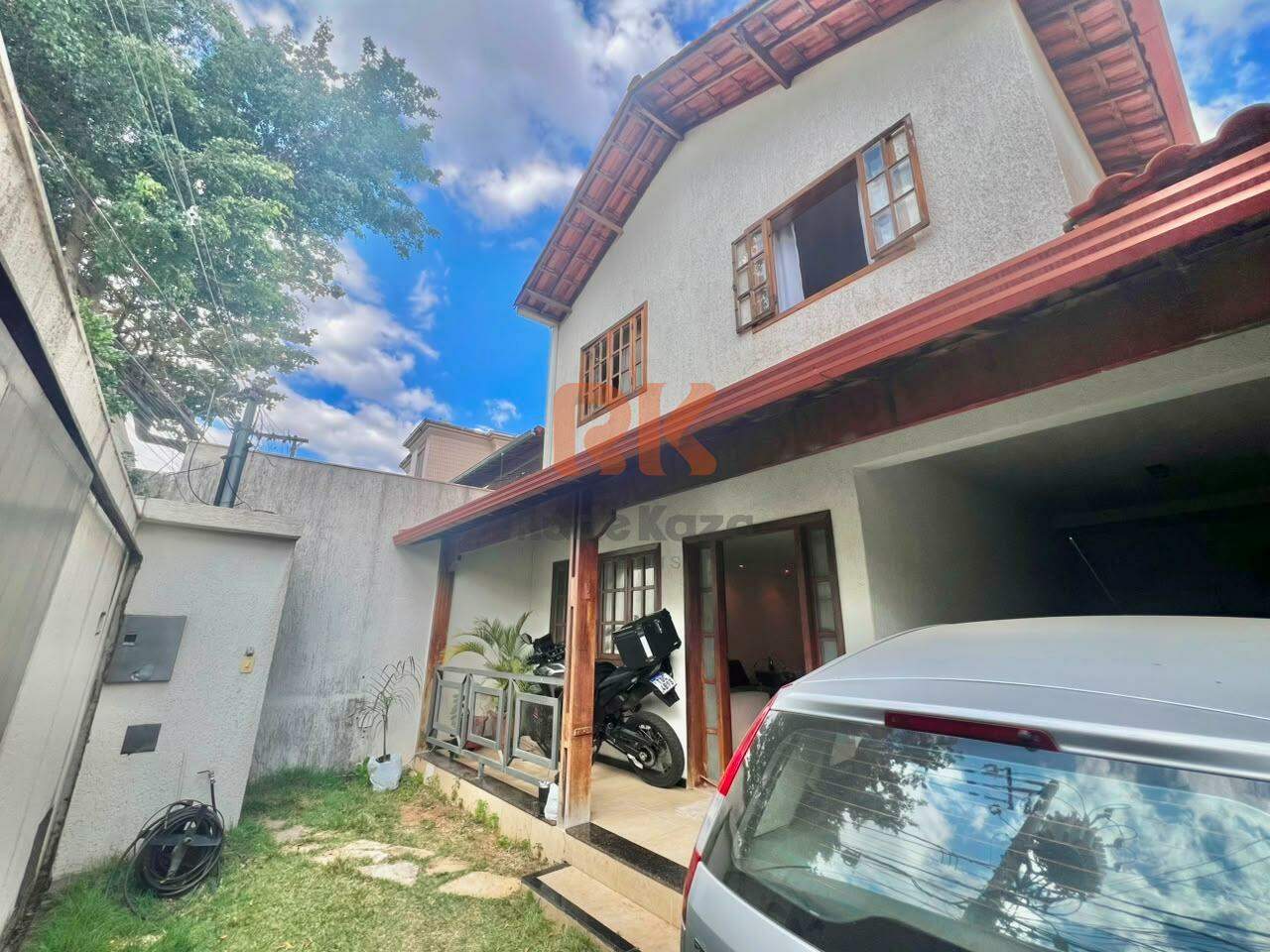 Casa à venda no Dona Clara: 