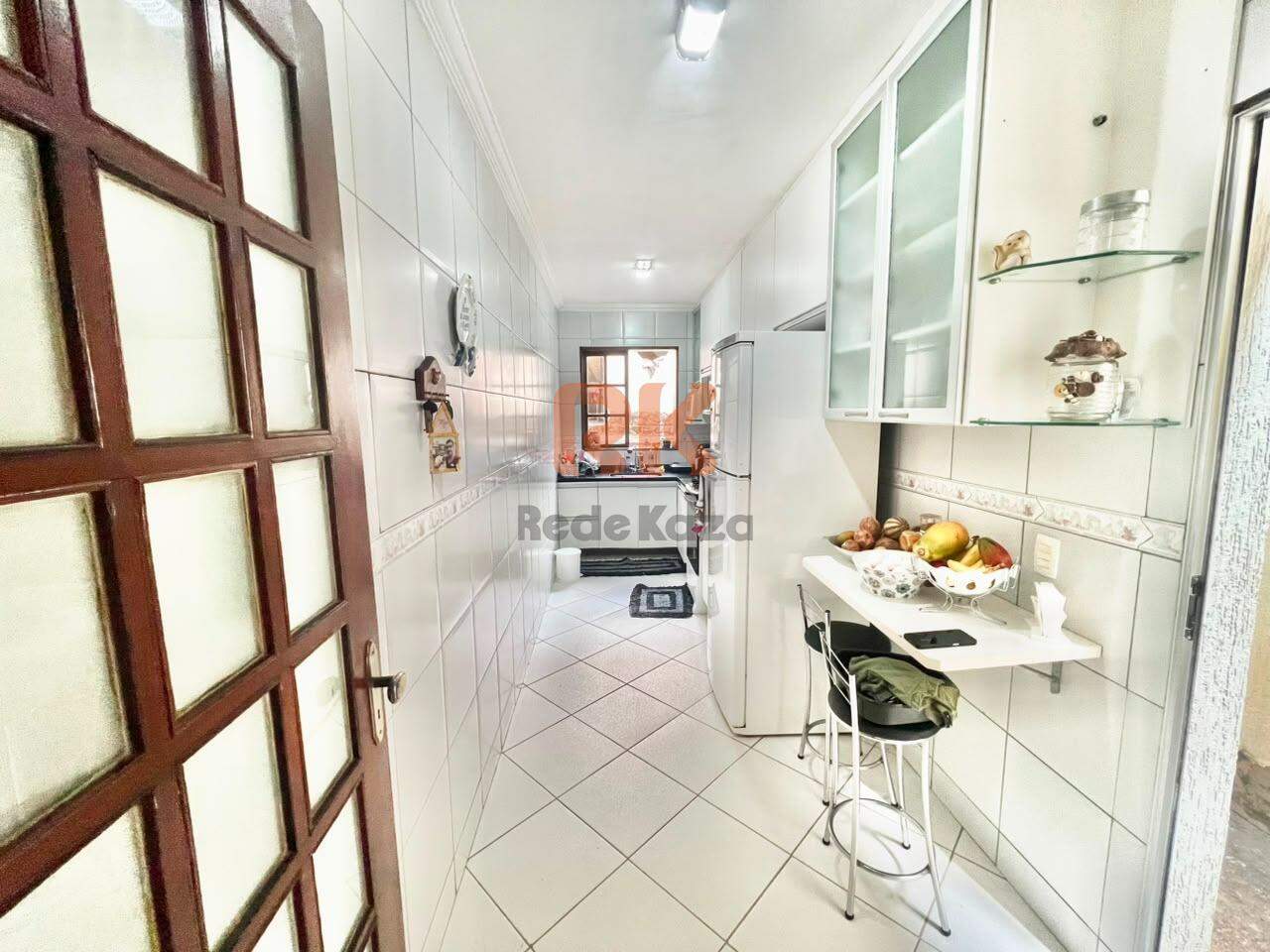 Casa à venda no Dona Clara: 