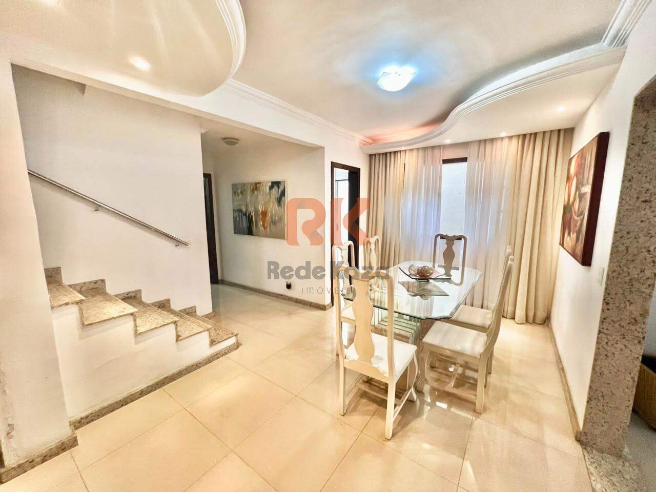Casa à venda no Dona Clara: 