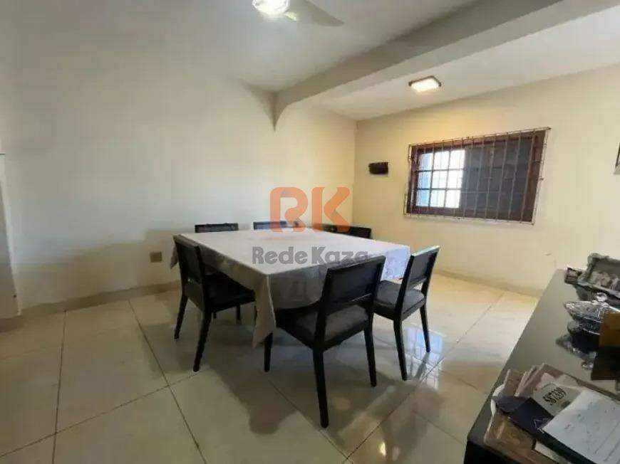 Casa à venda no Alípio de Melo: 