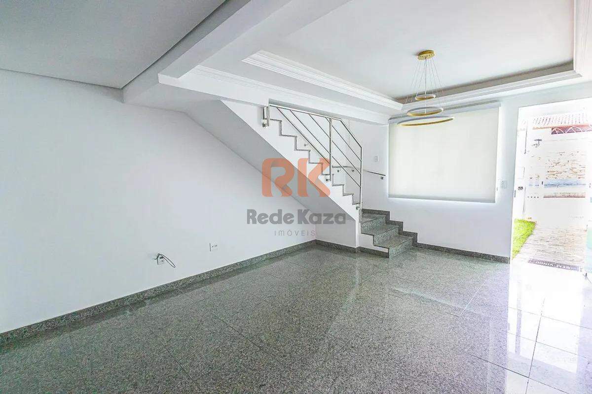 Casa geminada à venda no Santa Terezinha: 