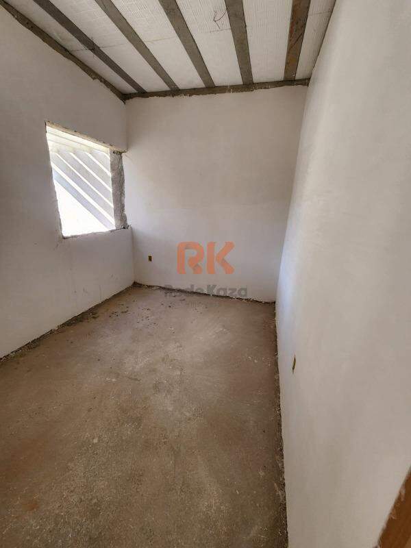 Casa geminada à venda no Cândida Ferreira: 